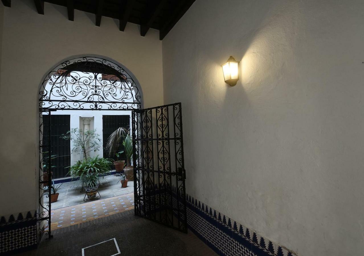 Apartamento Arenal Sevilha Exterior foto